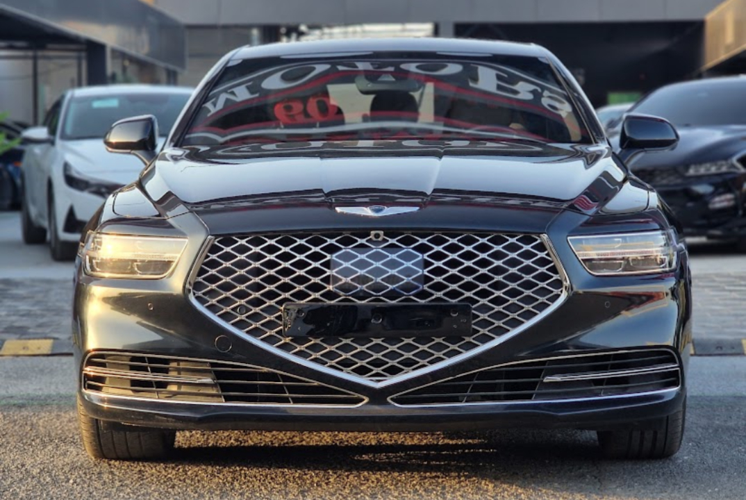 Genesis
                                                                GV 90 Royal